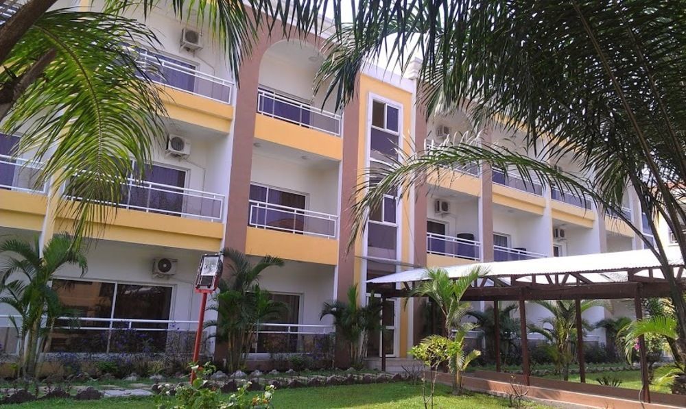 Hotel Palm Beach Пуэнт-Нуар Экстерьер фото