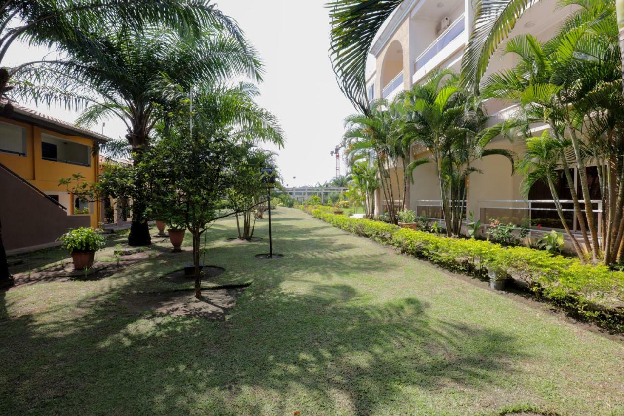 Hotel Palm Beach Пуэнт-Нуар Экстерьер фото